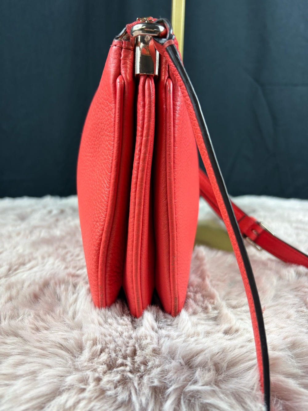 Kate Spade New York Jackson Street Harlyn Coral Red Leather Crossbody - Picture 3 of 10